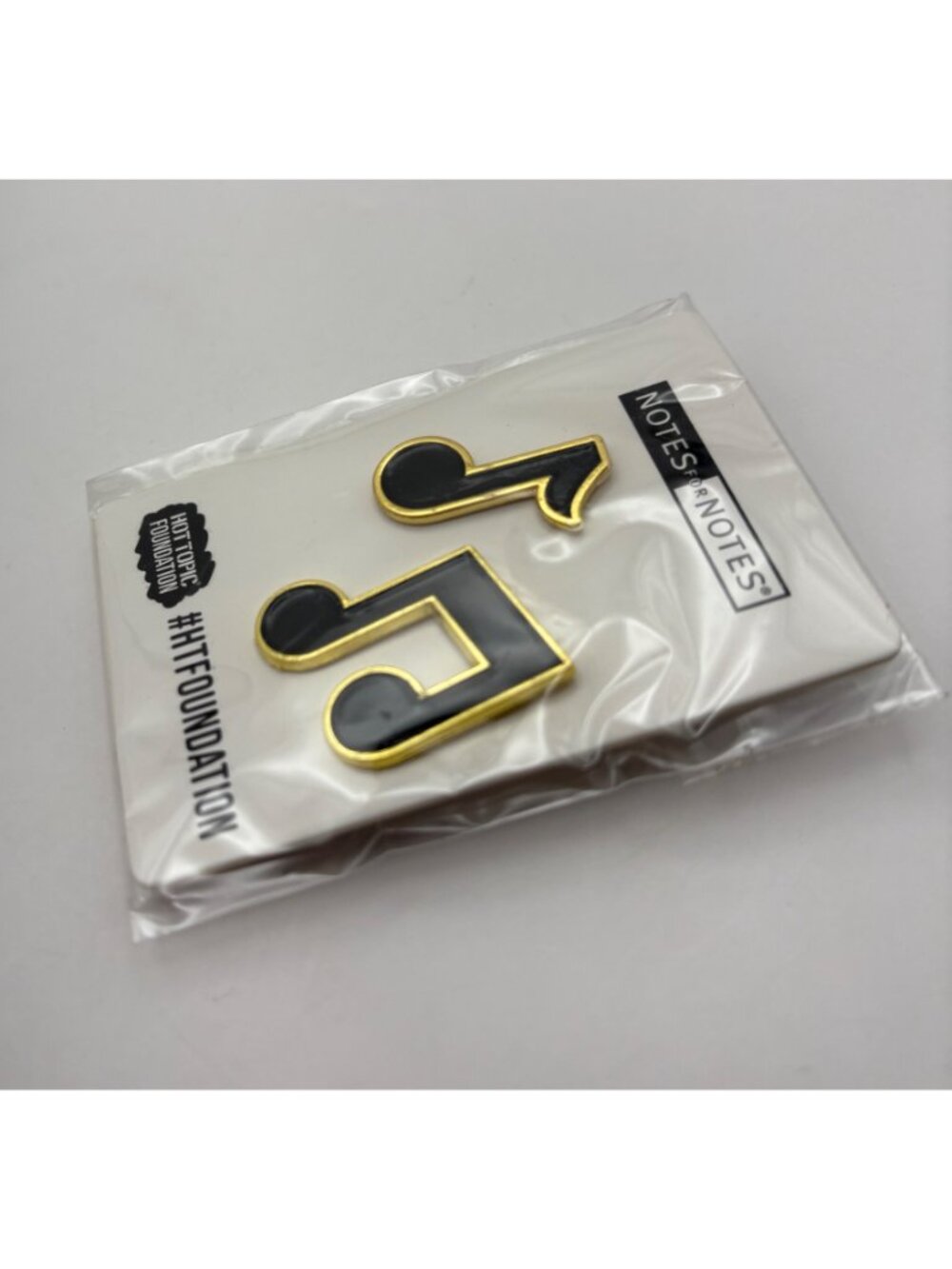 Music Notes For Notes Pin Set Hot Topic Foundation Black Gold Tone Enamel NEW - Picture 4 of 6